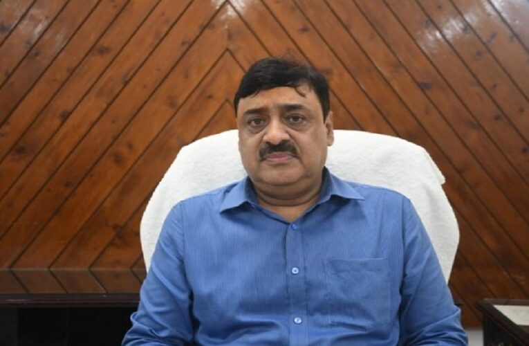 उत्तराखंड सरकार ने हरिद्वार जिलाधिकारी विनय शंकर पांडे को सौंपा कुंभ मेले का चार्ज