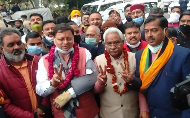 उत्तराखण्ड भाजपा के प्रदेश अध्यक्ष मदन कौशिक ने किया नामांकन पत्र दाखिल, सीएम भी रहे मौजूद