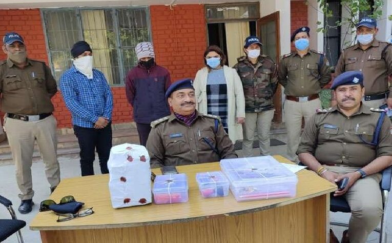 ऋषिकेश में बड़ा खुलासा, भाई ही निकला फर्जी इनकम टैक्स रेड का मास्टरमाइंड,  22 लाख से अधिकर की नगदी बरामद