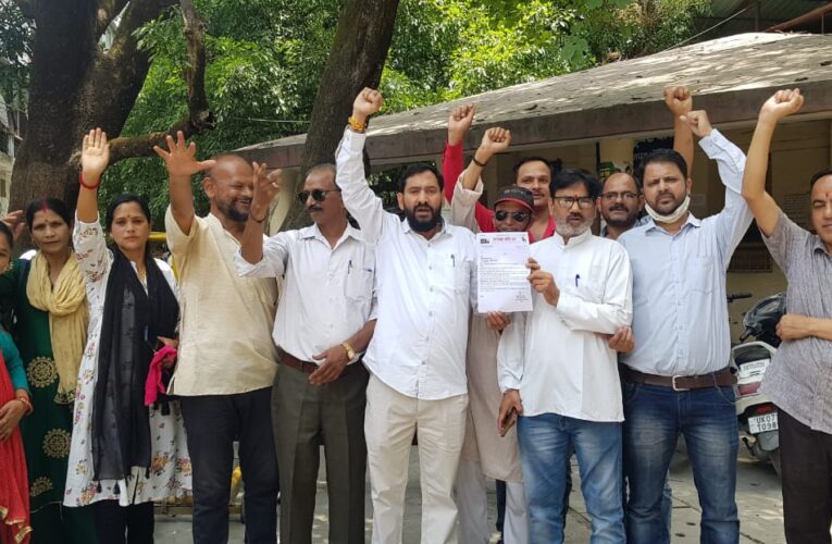 पुलिस कांस्टेबल की भर्ती में जिलेवार कोटा खत्म करने पर UKD मुखर,सीएम को भेजा ज्ञापन