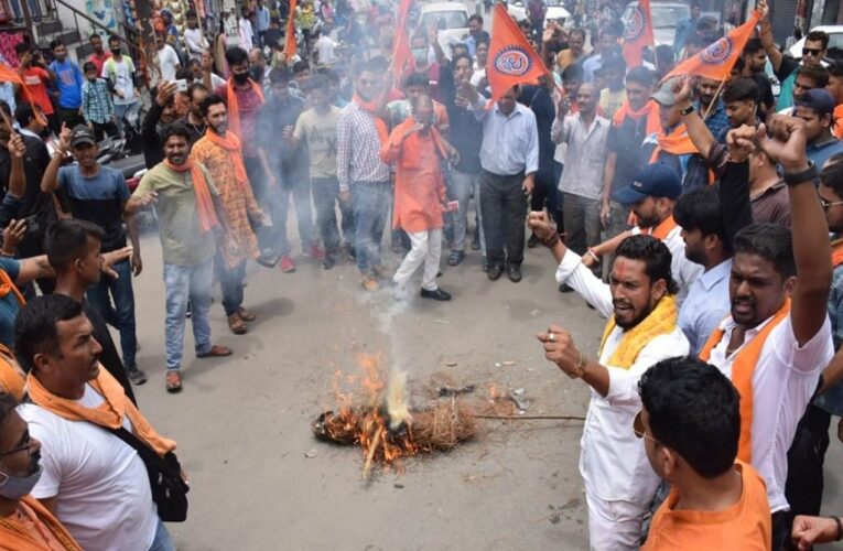 उदयपुर में हिंदू दर्जी की हत्या से उत्तराखंड में भी रोष, दोषियों को फांसी की सजा देने की मांग