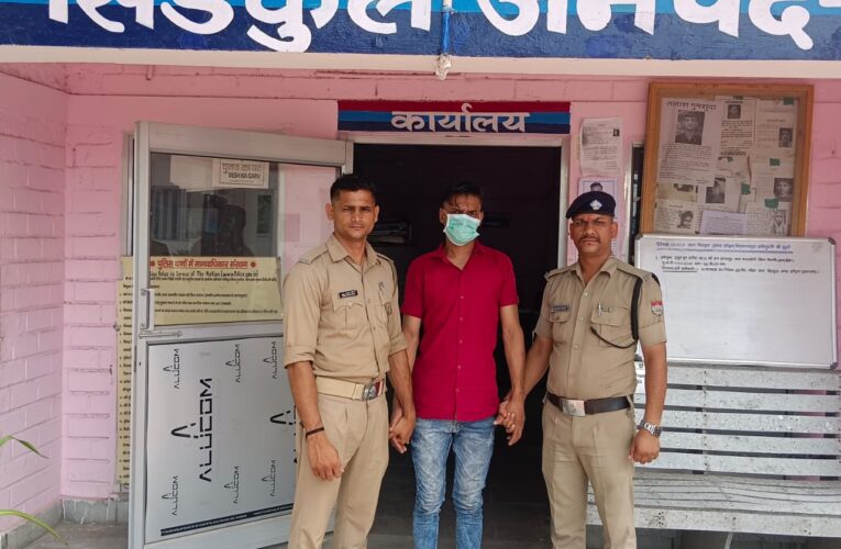 सीसीटीवी फुटेज ने खोला हत्या का राज आरोपी से मोबाइल छीनने का प्रयास कर रहा था मृतक युवक नितिन