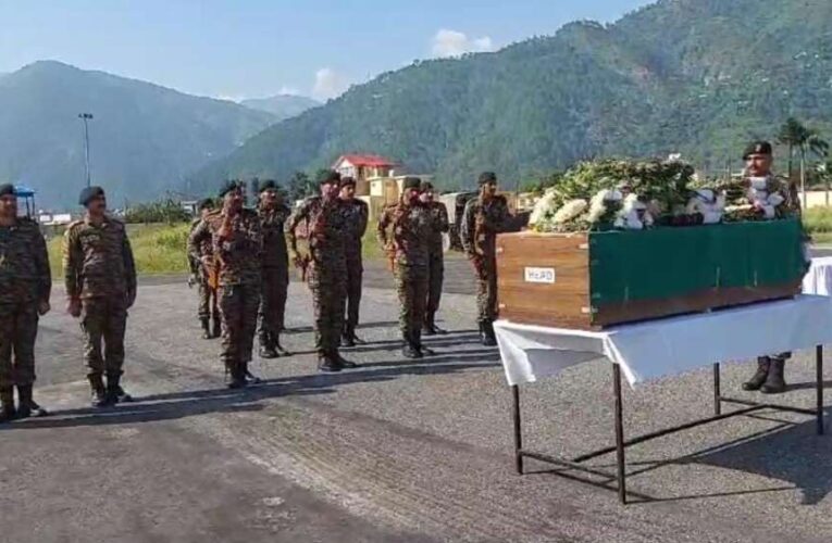 (उत्तराखंड) 56 साल बाद आज होगा शहीद का अंतिम सस्कार, पार्थिव शरीर पहुंचा ।