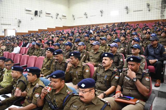 कार्तिक पूर्णिमा स्नान के लिए हरिद्वार पुलिस तैयार, 9 जोन और 33 सेक्टरों में बंटा